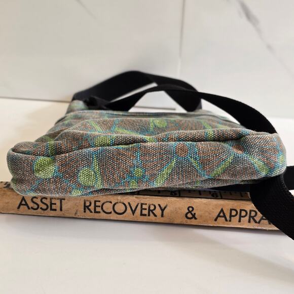 KAVU Mini Keeper Multi Color Flowers Canvas Crossbody Shoulder Bag Adjustable - Picture 8 of 8